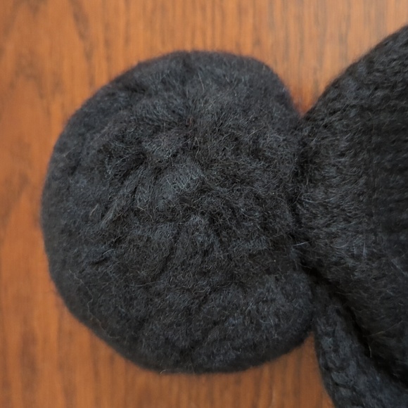 Rebecca Taylor Black Stitch Pom-Pom Beanie One Size - Picture 6 of 6
